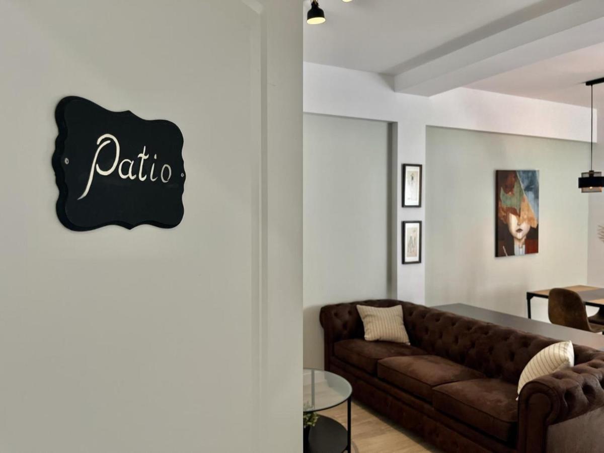 Appartement Cd-P Loft, New Charming Loft With Private Patio, Center, Quite Neighborhood à Málaga Extérieur photo